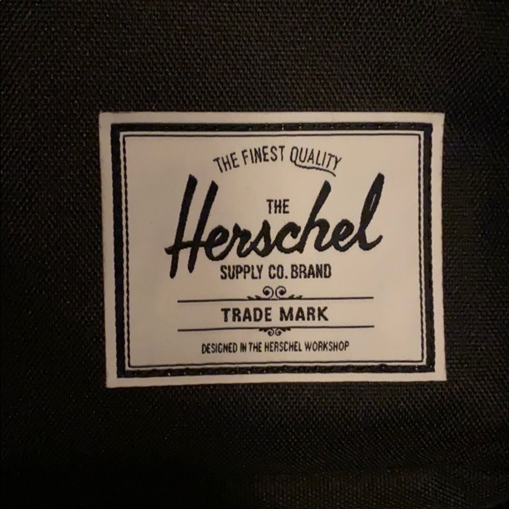 Herschel Backpack - Picture 4 of 4